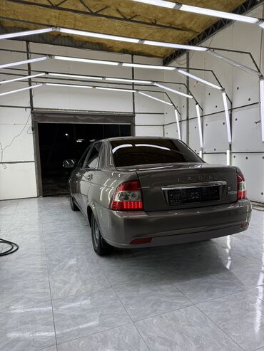 ВАЗ (ЛАДА): ВАЗ (ЛАДА) Priora: 2017 г., 1.6 л, Механика, Бензин, Седан — 4