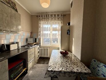 ленинское земля: 3 комнаты, 72 м², 105 серия, 5 этаж, Старый ремонт