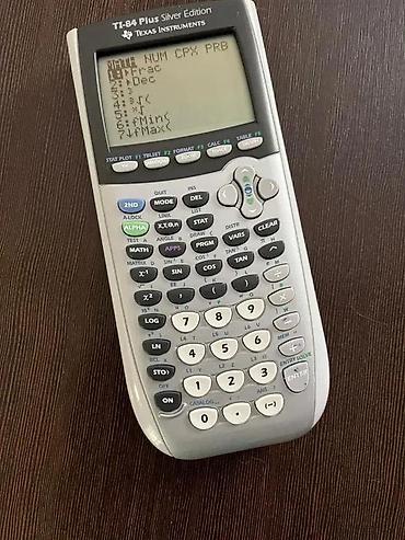Druga oprema za računare i laptopove: Texas Instruments TI‑84 Plus Silver Edition grafički kalkulator - — 6