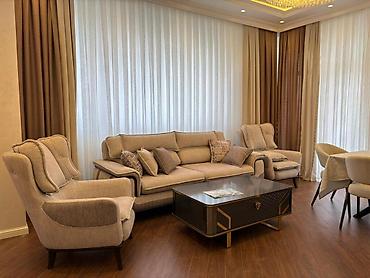 Kirayə mənzillər: İcarəyə verilir 3 otaqlı yeni tikili 125 m², Ağ şəhər q. Kateqoriya — 5