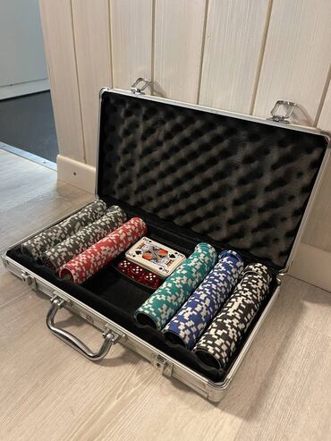 Ostali proizvodi za sport i razonodu: Poker turnirski set br.9, uvoz Svajcarska — 7