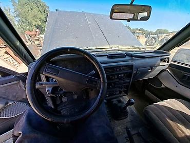 битые машины купить: Nissan Patrol: 1994 г. — 4
