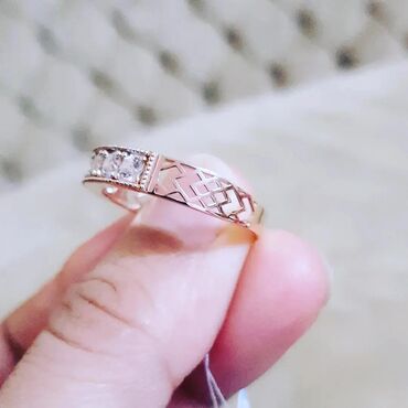 Üzüklər: Üzük, Sarı qızıl — 6