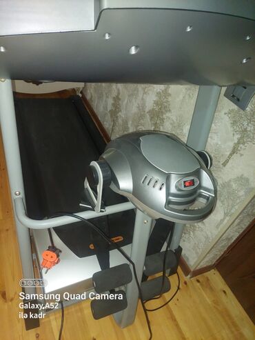 qaçış aparati: BodyFit qaçış trenajoru - Elektrikli qaçış yolu, geniş yürüş səthi -