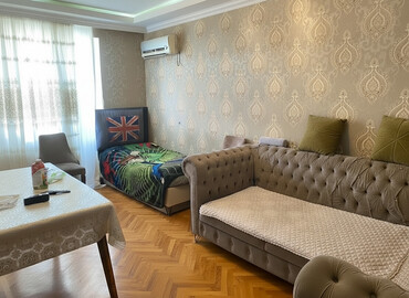 Uzunmüddətli kirayə mənzillər: 3otaqlı mənzil – zövqlə təmirli və tam mebellidir.Xətai rayonu — 1