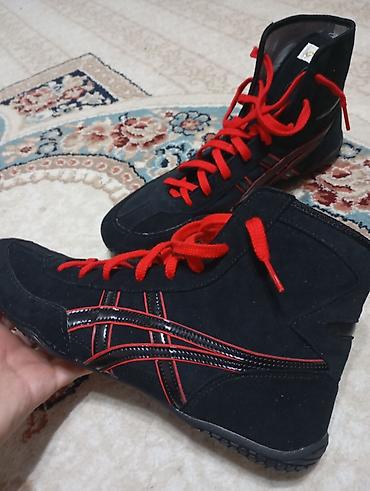 nike dunk: Мужские кроссовки, 44, Asics, Б/у, цвет - Черный, Платная доставка — 2