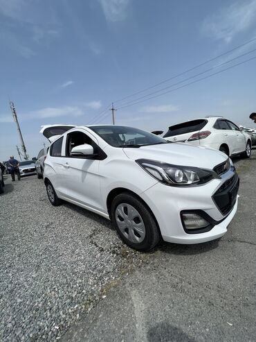 Chevrolet: Chevrolet Spark: 2020 г., 1 л, Вариатор, Бензин, Хэтчбэк