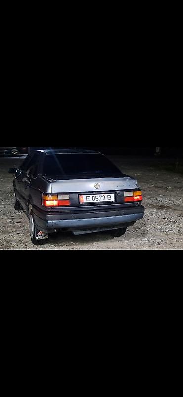 90: Volkswagen Passat: 1991 г., 1.8 л, Механика, Бензин, Седан — 2