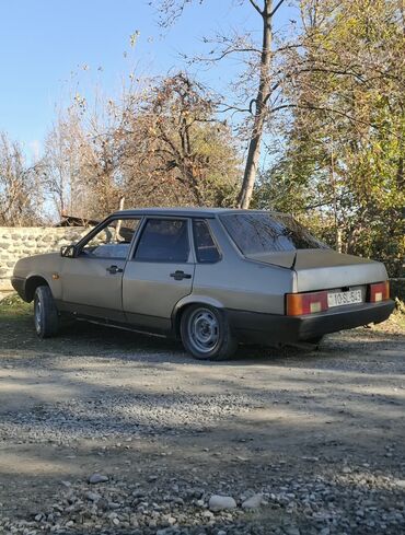 VAZ (LADA): Salam bu maşın satılır ili 92 mator karopka superdi təkərləri dördüdə — 5