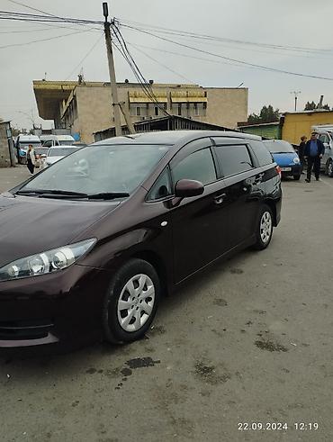 таюота виш: Toyota WISH: 2011 г., Минивэн — 1