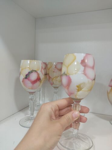 Qədəhlər: Qədəhlər — 8