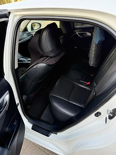 Lexus: Lexus CT: 2012 г., 1.8 л, Автомат, Гибрид, Хэтчбэк — 9
