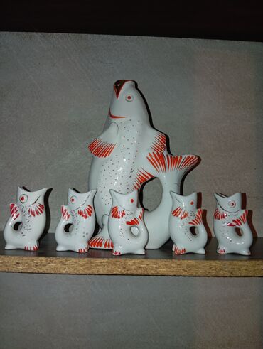 kərə yağı qiyməti: Porcelən “balıq” dəst-şüşə - Kompozisiya: 1 böyük sürahi-balıq və 5