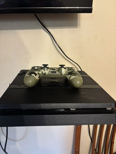 playstadion 4: Məhsul: Sony PlayStation 4 (PS4) Slim oyun konsolu + kamuflyaj rəngli