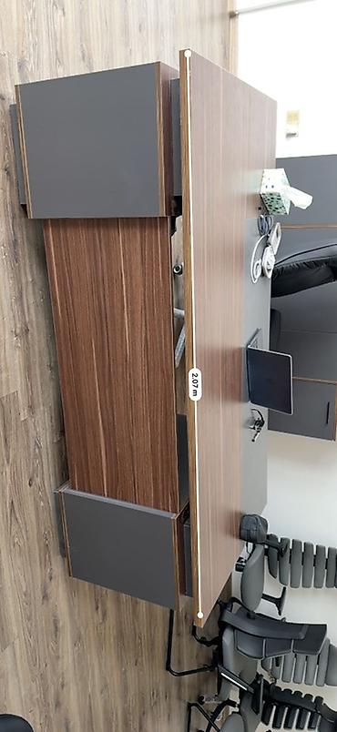 07 sekili: Mebel: Direktor/ofis masası (L‑şəkilli ön panel və yan tumbalarla) — 3