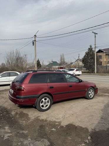 Toyota: Toyota Avensis: 2000 г., 2 л, Механика, Дизель, Универсал