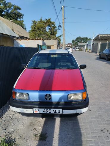 пасат b4: Volkswagen Passat: 1991 г., 1.8 л, Механика, Бензин, Универсал