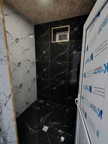 Həyət evləri və villaların satışı: Satılır: Yeni təmirli həyət evi - Giriş: Avtomatik jalüzlü geniş — 6