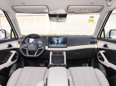 BYD: BYD Yuan Up: 2025 г., Электромобиль, Кроссовер — 9