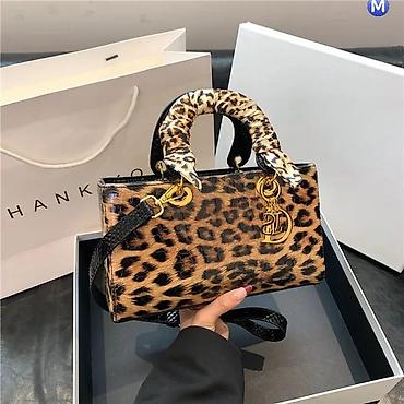 Toy aksesuarları: 2026 New collection Əldə qalan rənglər 📍Qiymət 42 Azn 📍Ölçülər 25x15x7 — 7