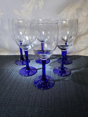 Čaše: Case nove,vintaz holandske za vino. Case staklo,kobaltno staklo,sve — 5