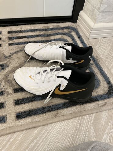 idman aletler: Butslar Nike, Ölçü: 40, İşlənmiş