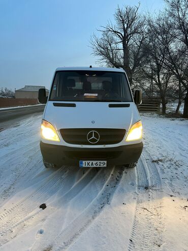 ош машина: Жеңил жүк ташуучу унаа, Mercedes-Benz, Колдонулган