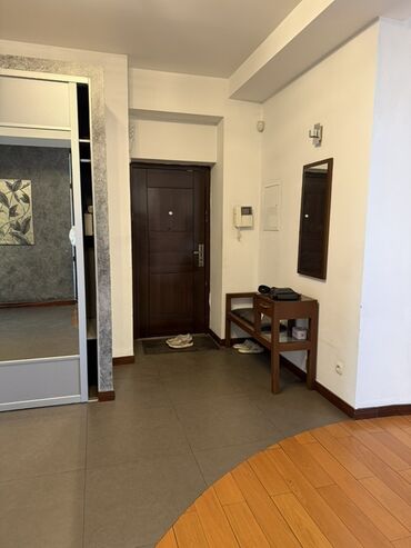 профсоюзная квартира: 3 комнаты, 146 м², Элитка, 8 этаж, Евроремонт