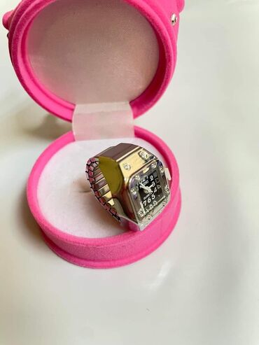 Prstenje: Prsten sat (Podesiv)
Cena:1000din — 6