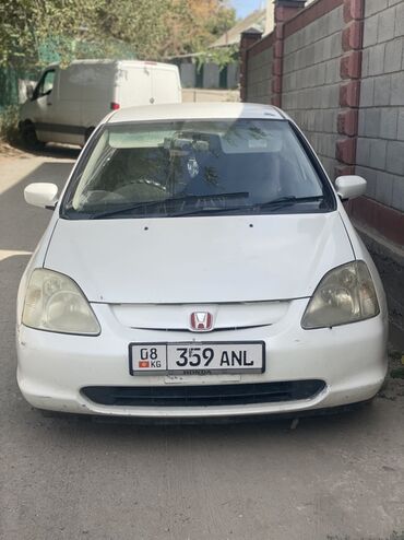 хонда жаз авто: Белый хэтчбек Honda Civic, идеальный для городской езды и
