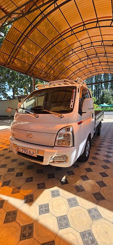fort pikap: Hyundai Porter II — компактный бортовой грузовик. 2020-года выпуска в — 1
