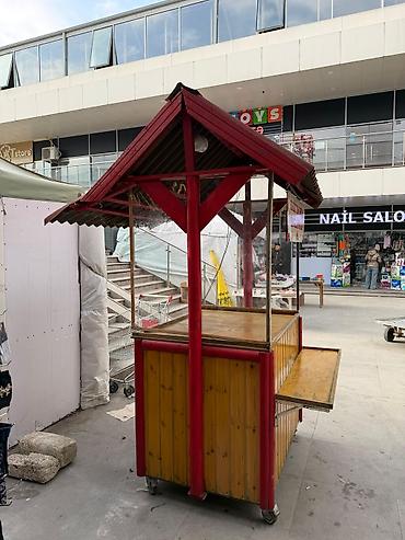 Будки, киоски: Hədiyyələrin bağlanması üçün köşk - Şəhər mərkəzi tipli açıq — 5