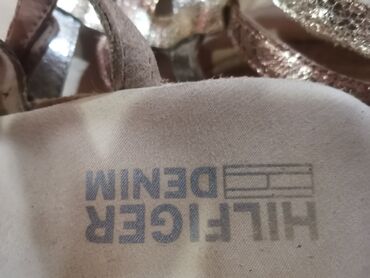 Sandale: Ženske sandale na platformu brenda Tommy Hilfiger Denim. Gornjište je — 5