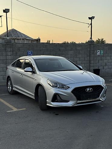 audi 4: Hyundai Sonata: 2019 г., 2 л, Автомат, Газ, Седан — 3