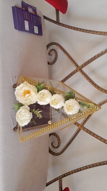 Xonçalar: Məhsul: Zərgərlik və xonça nümayişi üçün dekorativ vitrin dəsti 50ed — 2