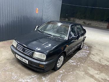 camry 80: Volkswagen Vento: 1993 г., 1.8 л, Механика, Бензин, Седан — 2