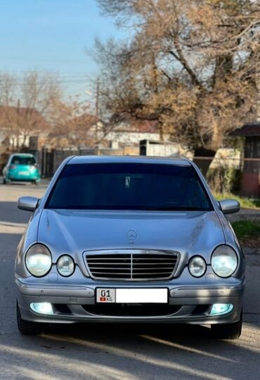 мерседес 1422: Mercedes-Benz A 210: 2000 г., 3.2 л, Автомат, Дизель, Седан