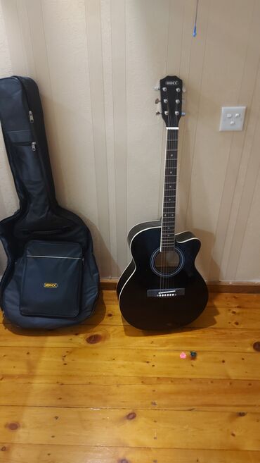 микрофоны для караоке беспроводные: Akustik gitara, 6 sim, Yeni, Pulsuz çatdırılma