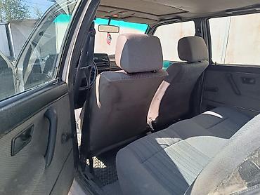 Volkswagen: Volkswagen Golf: 1990 г., 1.8 л, Механика, Бензин, Хэтчбэк — 7
