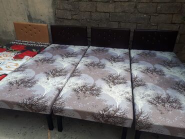 Çarpayılar: Yataq
Hazirlari var 6 Ay zəmanet vetilir
Catdrilma var munasib qymete — 7