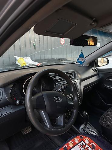 sonata d8: Kia Rio: 2011 г., 1.4 л, Автомат, Бензин, Седан — 4