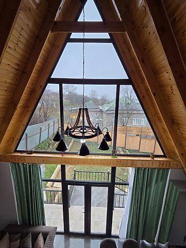 Həyət evi alıram: A-frame üslubunda modulyar dağ evi - Xarici görünüş: Üçbucaq formalı — 11