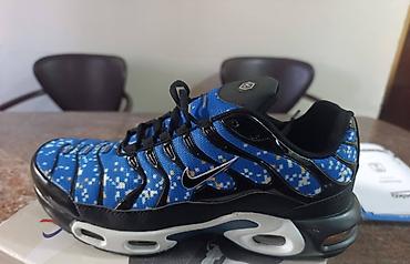 Patike: Tn patike 
3100 din
mn — 2