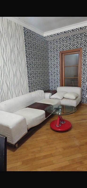 Qonaq otağı dəstləri: Şəhər: Bakı/Abşeron Əmlak növü: Mənzil Ünvan: Bakı şəhəri, Şərifzadə — 4