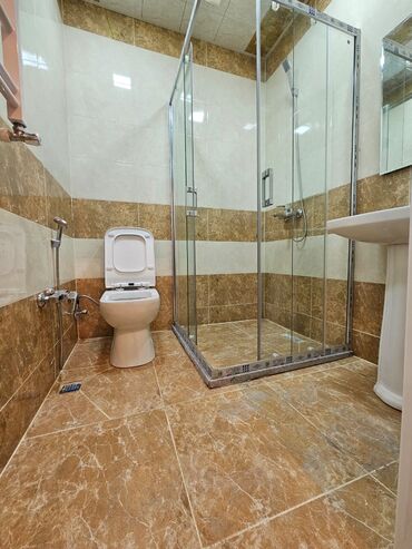 Otaqların satışı: 1 otaqlı mənzil – sanitar qovşağı və balkonlu - Hamam/tualet: duşa — 1