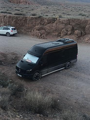 Аренда пассажирского буса: Mercedes-Benz Sprinter — комфортабельный микроавтобус/минивэн в черном — 1