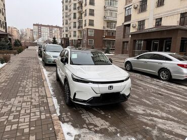 зимный: Honda : 2022 г., 10 л, Автомат, Электромобиль, Кроссовер