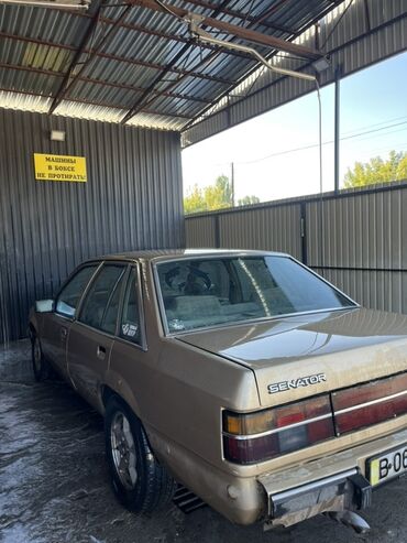 дом на обмен: Opel Senator: 1983 г., 2.5 л, Механика, Бензин, Седан