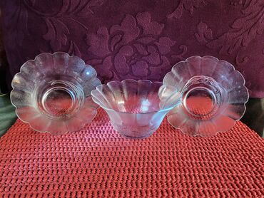 Kuhinjski setovi: Cinije nove,vintaz za poslastice. Komada 3 u ceni. cinije imaju rad — 1