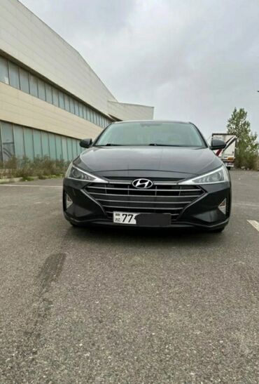 Hyundai: Hunday elantra satilir 24000 azn.Mawin tam az zede ile gelib bele